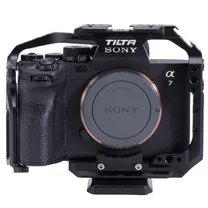 full-camera-cage-for-sony-a7-iv-black-2.jpg