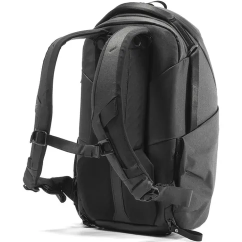Peak_Design_Everyday_backpack_zip_15L_v2_black_05.jpg
