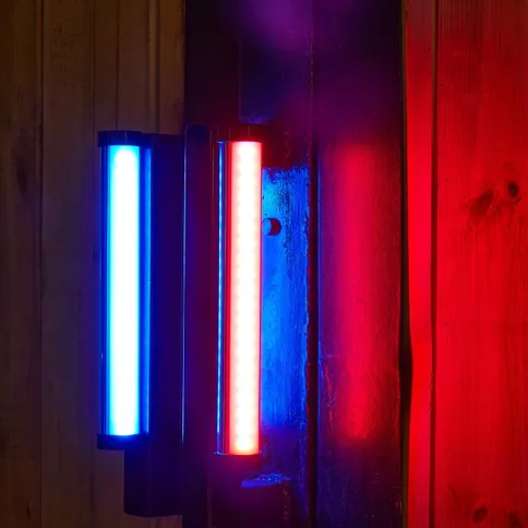 Godox-TL30-RGB-LED-light_3.jpg