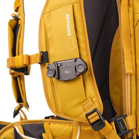 Shimoda-Schouderband-Capture-Strap-Action-X-geel_3.jpg