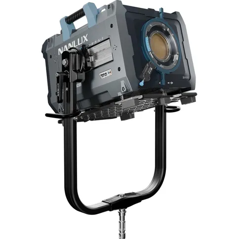 Nanlux-Evoke-5000-Bi-color-Spot-Light-met-reflector-en-flight-case_7.jpg