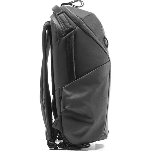 Peak_Design_Everyday_backpack_zip_15L_v2_black_03.jpg
