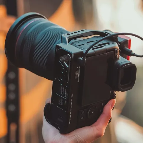 Tilta_Camera_Cage_Cooling_System_Canon_R5_Mark_II_5.jpg