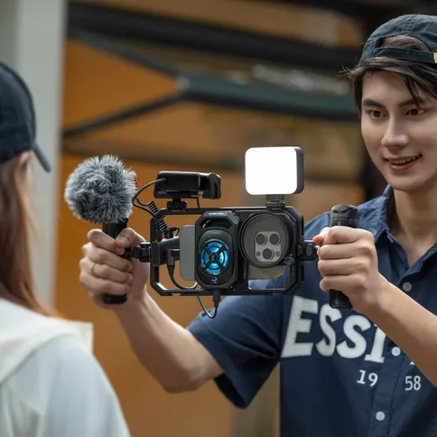 SmallRig-5276-All-in-One-Thermal-Live-Streaming-Filming-Handheld_8.jpg