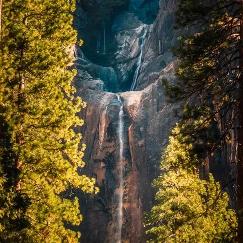 ShiftCam_LensUltra_240mm_SuperZoom_Sample_Waterfall.jpg