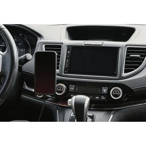Peak-Design-Mobile-Car-Mount-VHB-Charging-v2_7.jpg