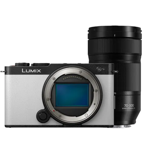 Panasonic Lumix S9 Body Smokey White + Lumix S 70-300mm F4.5-5.6 Macro OIS.jpg