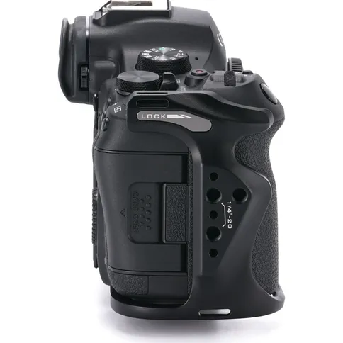 Tilta-Half-Camera-Cage-for-Canon-R6-Mark-III-black_4.jpg