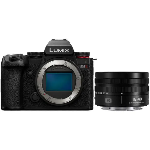 panasonic-lumix-s5ii-18-40mm_1.jpg